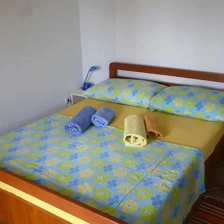 Don Ante Cdn051012 Syb Appartamento Starigrad Paklenica